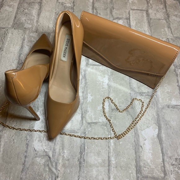STEVE MADDEN: VALA CAMEL PATENT PUMPS & HAND BAG - Picture 15 of 16